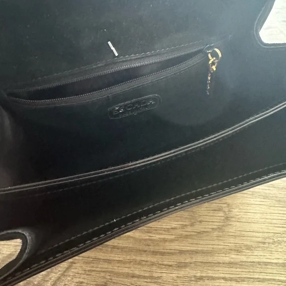 Escada Black and Gold Crossbody Bag with Structured Elegance - Picture 5 of 5